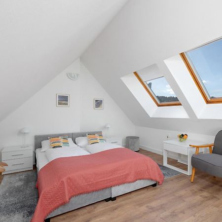 Deluxe Apartments Turystyczna By Noclegi Renters Мендзыздрое Экстерьер фото